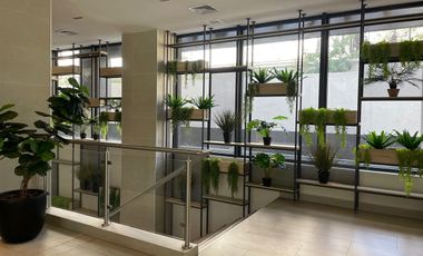 SE ARRIENDA GRAN DUPLEX CON VISTA PANORAMICA 2D2B - METRO INES DE SUAREZ
