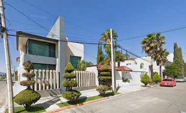 VENTA DE HERMOSA CASA