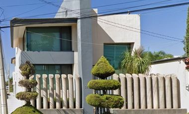 VENTA DE HERMOSA CASA