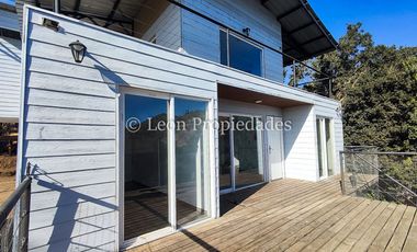 Leon Propiedades arrienda casa en parcela en Miraflores, Curacaví.