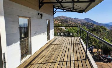 Leon Propiedades arrienda casa en parcela en Miraflores, Curacaví.