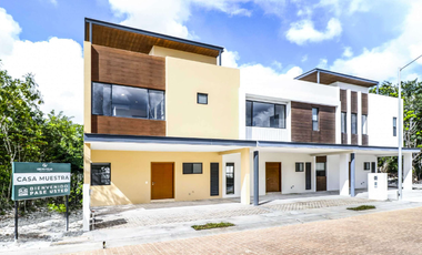 VENTA DE CASA EN AVENIDA HUAYACAN CANCUN