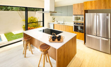 VENTA DE CASA EN AVENIDA HUAYACAN CANCUN