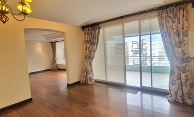 RENTA DEPARTAMENTO SECTOR GONZALES SUAREZ AMPLIO Y ELEGANTE