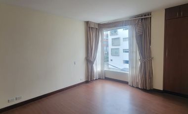 RENTA DEPARTAMENTO SECTOR GONZALES SUAREZ AMPLIO Y ELEGANTE