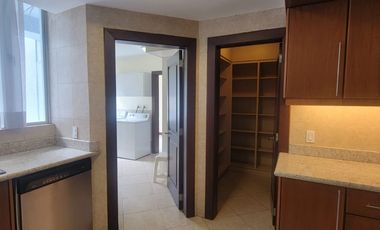 RENTA DEPARTAMENTO SECTOR GONZALES SUAREZ AMPLIO Y ELEGANTE