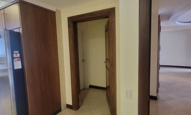 RENTA DEPARTAMENTO SECTOR GONZALES SUAREZ AMPLIO Y ELEGANTE