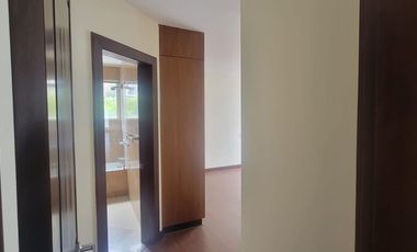 RENTA DEPARTAMENTO SECTOR GONZALES SUAREZ AMPLIO Y ELEGANTE