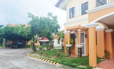 Resale Beautiful  Three Bedrooms House in Consolacion