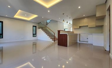 House and Lot For Sale at Cittadella Executive Village, Las Piñas City