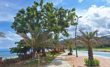Beachfront Restobar Unit at The Spinnaker at Club Laiya