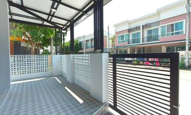 บ้านลำลูกกา คลองสี่  ลาดสหวาย ปทุมธานี หมู่บ้านศุภาลัยวิลล์ เบลล่า ทำเลถนนเมน 3 ห้องนอน  ใกล้ตลาดเอซี  เดินทางสะดวก นัดมบ้าน 081-440-----