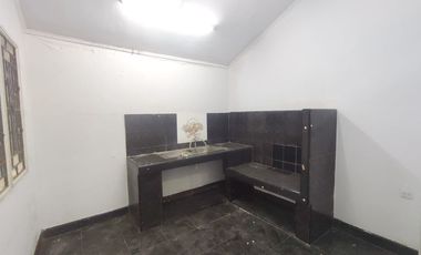 Disewakan Rumah 1 Tingkat di Komplek Cemara Asri