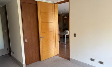 Lindo departamento 2 dormitorios, 2 baños, estacionamiento, Península Andalué.
