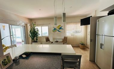 Casa a la venta en el dique de Tandil