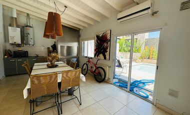 Casa a la venta en el dique de Tandil