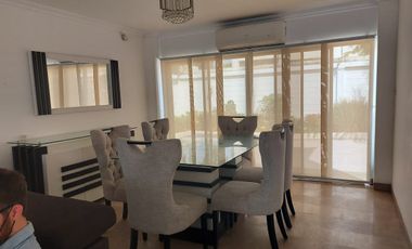 Samborondon, Renta de linda casa 3 dormitorios con Jacuzzi amoblada