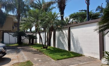 Samborondon, Renta de linda casa 3 dormitorios con Jacuzzi amoblada