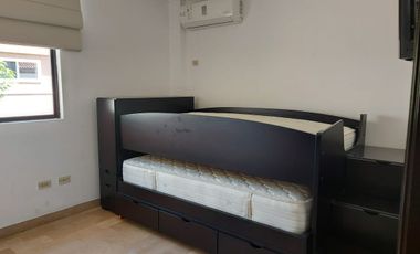 Samborondon, Renta de linda casa 3 dormitorios con Jacuzzi amoblada