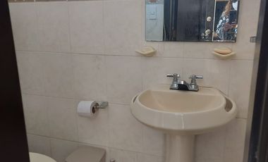 Samborondon, Renta de linda casa 3 dormitorios con Jacuzzi amoblada