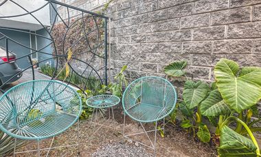 CASA EN VENTA EN ESQUINA CON 3 RECÁMARAS A UNOS PASOS DE LA 16 DE SEPTIEMBRE Y PERIFÉRICO