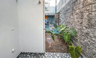 CASA EN VENTA EN ESQUINA CON 3 RECÁMARAS A UNOS PASOS DE LA 16 DE SEPTIEMBRE Y PERIFÉRICO