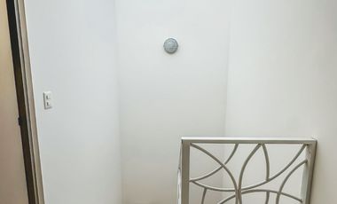 CASA EN VENTA EN ESQUINA CON 3 RECÁMARAS A UNOS PASOS DE LA 16 DE SEPTIEMBRE Y PERIFÉRICO