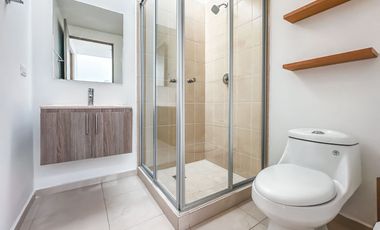 CASA EN VENTA EN ESQUINA CON 3 RECÁMARAS A UNOS PASOS DE LA 16 DE SEPTIEMBRE Y PERIFÉRICO