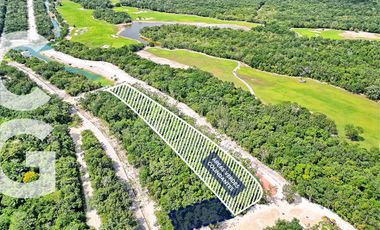 Terreno en venta en Cancún en Kateah Country Club de 375 m2 con Áreas Verdes