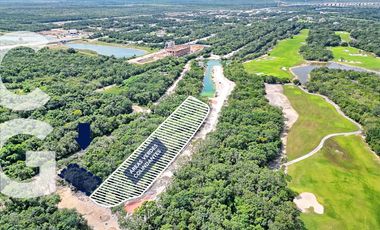 Terreno en venta en Cancún en Kateah Country Club de 375 m2 con Áreas Verdes