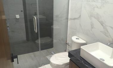 RESIDENCIA EN SENDEROS DE MONTE VERDE