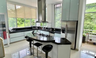 TE ALQUILO FINCA EL CASTILLO EN BUCARAMANGA LLAMANOS AL3045238310 ALQUILER PRIVADO Y EXCLUSIVO!!