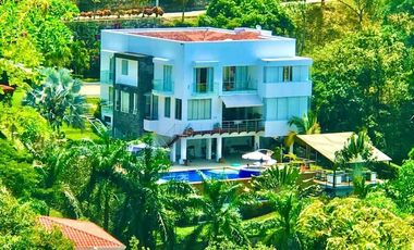 TE ALQUILO FINCA EL CASTILLO EN BUCARAMANGA LLAMANOS AL3045238310 ALQUILER PRIVADO Y EXCLUSIVO!!