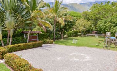 ALQUILO LINDA FINCA EN CALI LLAMANOS AL3023252718 FINCA LA UNION TE ESPERA VEN A DISFRUTAR Y DESCANSAR TE LO MERECES!!