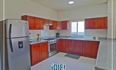 En venta: Casa Playera con Amplio Patio en San Jacinto