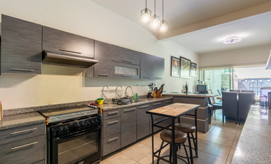 Casa en Venta. Lomas de Cuernavaca, Temixco, Morelos