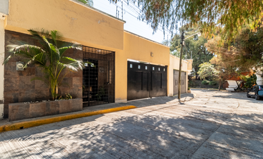 Casa en Venta. Lomas de Cuernavaca, Temixco, Morelos