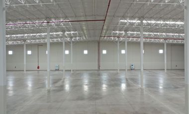 Nave Industrial de 16,705 m² en Renta en Querétaro