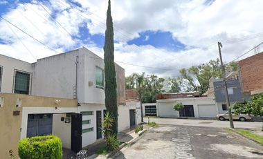 REMATO PROPIEDAD EN ZACAPU MICHOACAN MODERNA