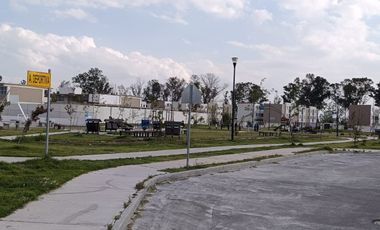 VENTA DE PISO DE 2 DORMITORIOS EN ZUMPANGO EN UN FRACCIONAMIENTO SEGURO Y MUY BIEN UBICADO