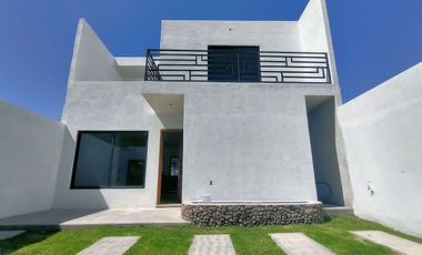 Casa en venta en Tequisquiapan, Centrica, 3 rec, 2.5 baños, ¡Super ubicada!