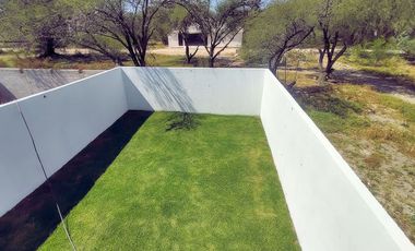 Casa en venta en Tequisquiapan, Centrica, 3 rec, 2.5 baños, ¡Super ubicada!