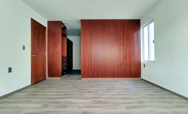 Casa en venta en Tequisquiapan, Club de Golf, Nueva 3 rec. amplia y luminosa