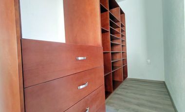Casa en venta en Tequisquiapan, Club de Golf, Nueva 3 rec. amplia y luminosa