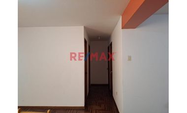 Se Alquila Departamento 4To Piso San Andres 2Da Etapa-Av.Juan Pablo Ii Frente A Unt 67.60M2
