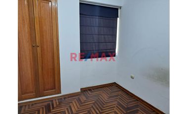 Se Alquila Departamento 4To Piso San Andres 2Da Etapa-Av.Juan Pablo Ii Frente A Unt 67.60M2