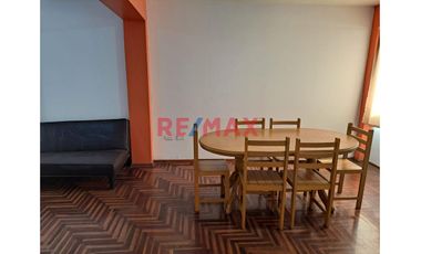 Se Alquila Departamento 4To Piso San Andres 2Da Etapa-Av.Juan Pablo Ii Frente A Unt 67.60M2