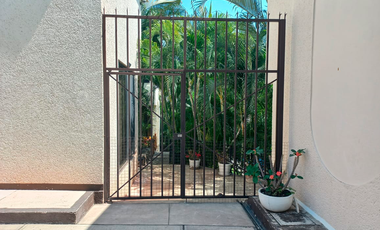 Venta de Casa en Burgos Secc. Casa Blanca, Temixco, Morelos