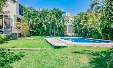 Venta de Casa en Burgos Secc. Casa Blanca, Temixco, Morelos