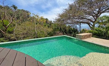 Casa en Sierra del Mar, entre la jungla, con alberca privada, vistas a las montañas. Un paraíso de tranquilidad y naturaleza